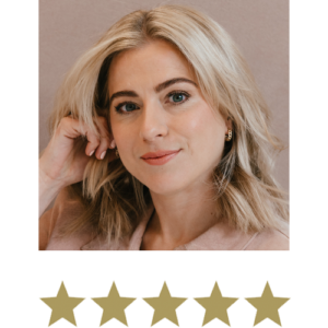 Natural Magic™ Anti-ageing Cream 4 Woman smiling with five stars displayed underneath.